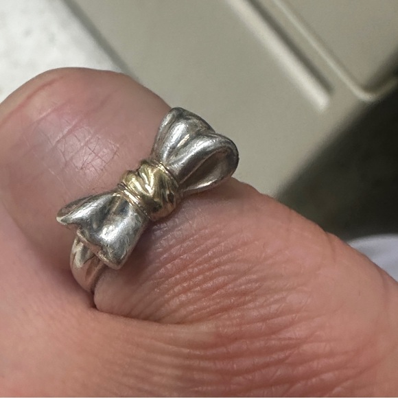 Tiffany & Co. Silver Bow Ring - Picture 6 of 6